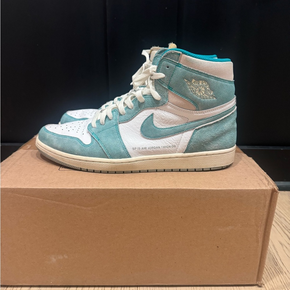 Pre owned Retro Jordan 1 high Turbo Green